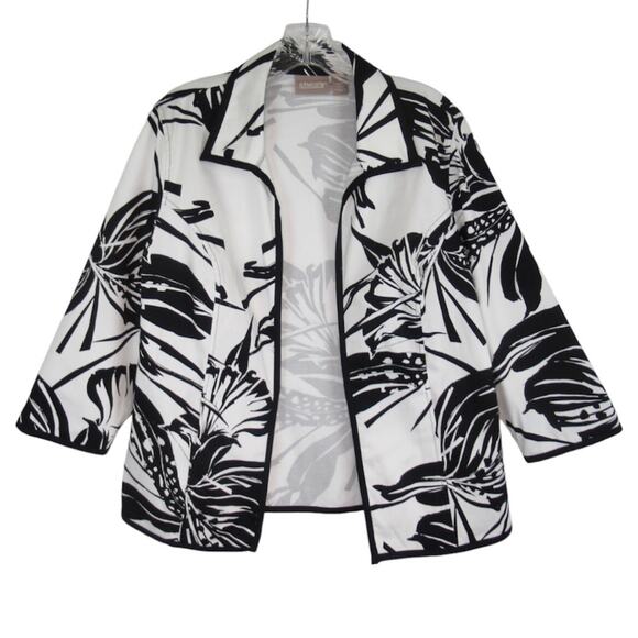 CHICO’S Leaf Print Open Front Lightweight Jacket White/Black Women's Size Medium - Picture 1 of 11